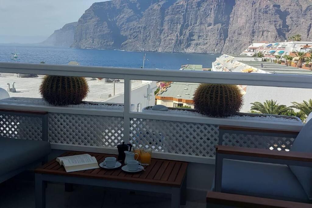 Vistas Sonadas Cerca Del Mar Acantilado de los Gigantes Exterior photo